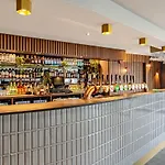 The Glasshouse 4* سلايغو