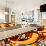 The Glasshouse 4*