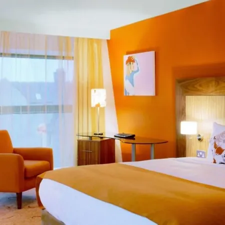 The Glasshouse 4*