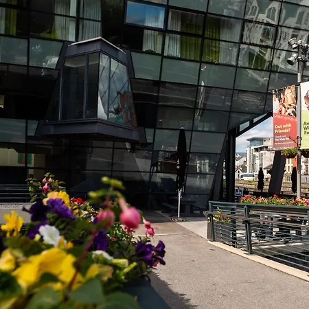 Hotel The Glasshouse Sligo