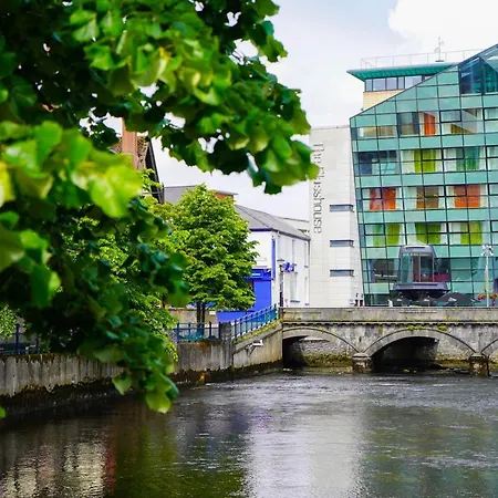 The Glasshouse Hotel 4*