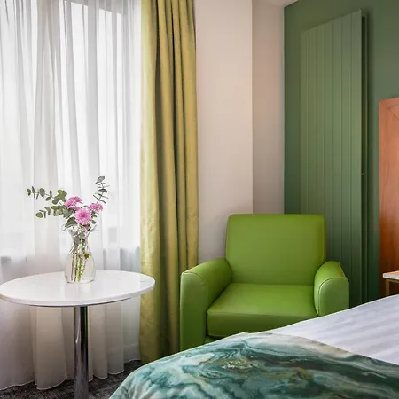 The Glasshouse Ξενοδοχείο 4*