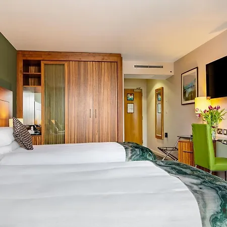 The Glasshouse Hotel 4*