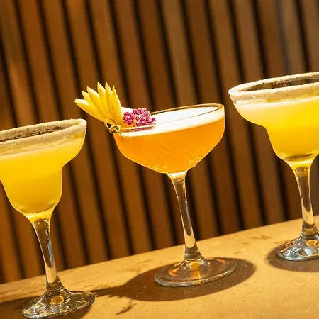 فندق The Glasshouse سلايغو