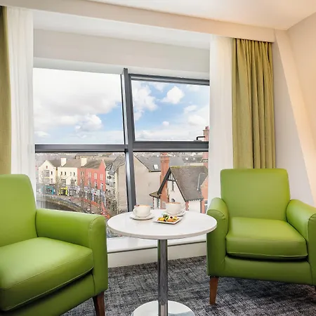 The Glasshouse Ξενοδοχείο 4*