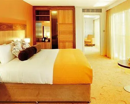 Hotel The Glasshouse Sligo
