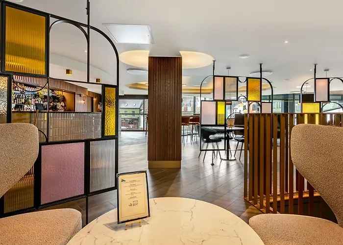 The Glasshouse Слайго