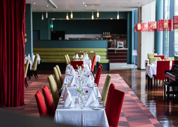 Hotel The Glasshouse 4*