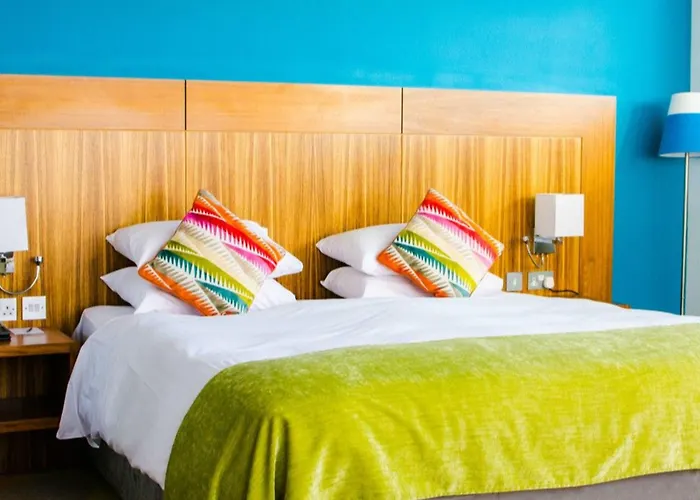 Отель The Glasshouse