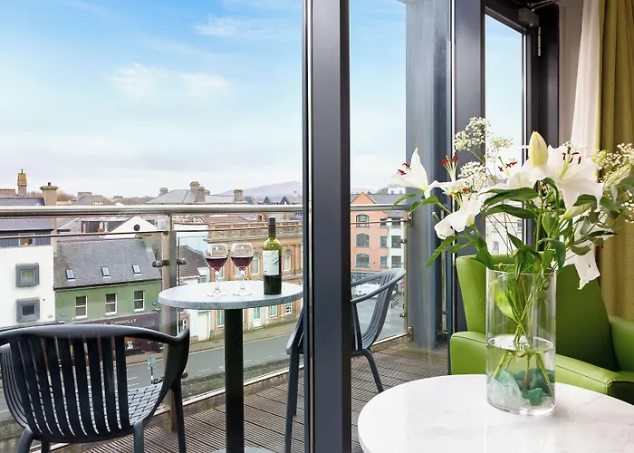 Hotel The Glasshouse 4*