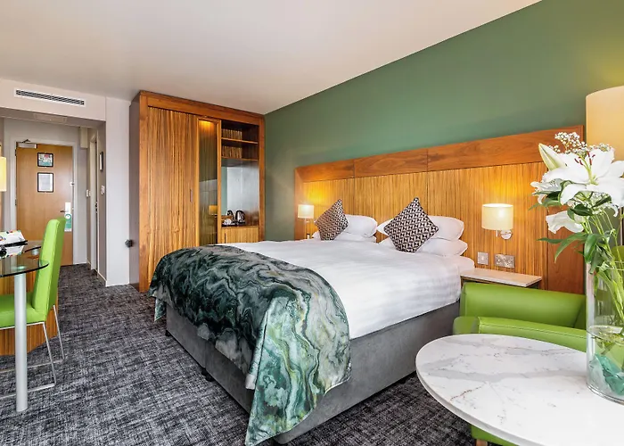 Hotel The Glasshouse 4*